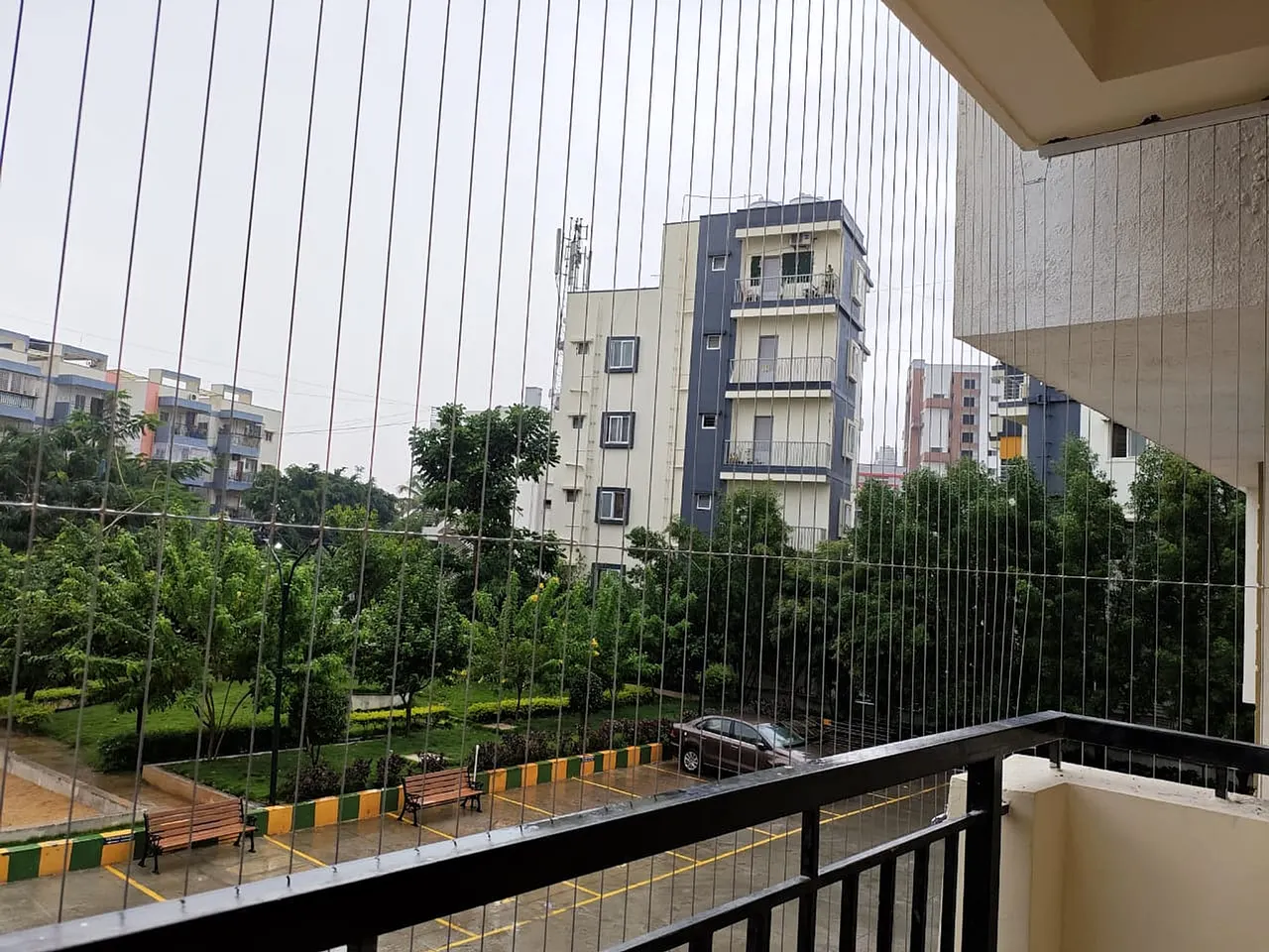 Invisible Grill for Balcony Durable for Pets in Njarackal, Kerala by Deva Safety Nets